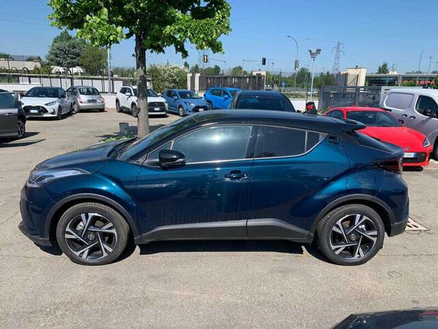 Серый Тойота C-HR, объемом двигателя 1.99 л и пробегом 1 тыс. км за 32343 $, фото 4 на Automoto.ua