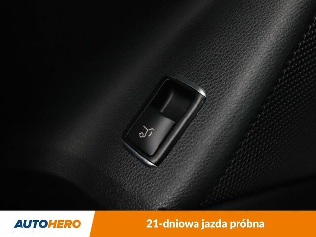 Мерседес ГЛА-Класс 2014 в Европе на Automoto.ua Серый Мерседес ГЛА-Класс, объемом двигателя 1 л и пробегом 169 тыс. км за 14189 $, фото 29 на Automoto.ua