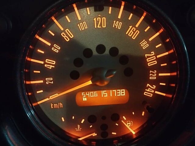 Красный Мини Ван, объемом двигателя 1.6 л и пробегом 156 тыс. км за 4032 $, фото 9 на Automoto.ua