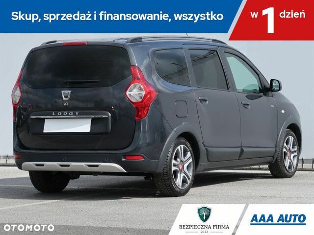 Дачія Лоджі, об'ємом двигуна 1.6 л та пробігом 56 тис. км за 12095 $, фото 5 на Automoto.ua