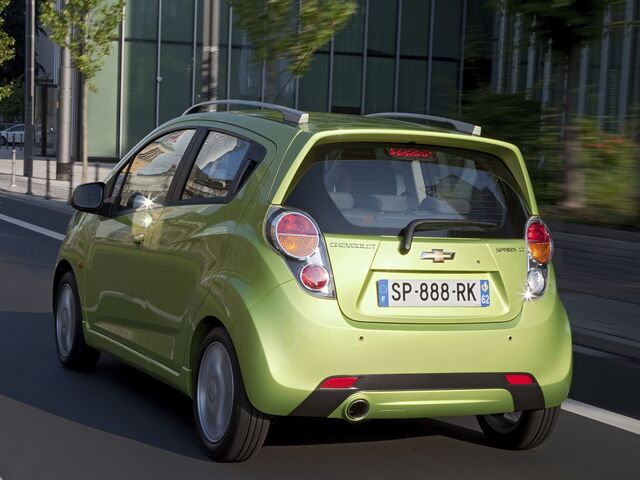 Шевроле Спарк, Хэтчбек 2010 - н.в. 1,2 i (81 Hp)