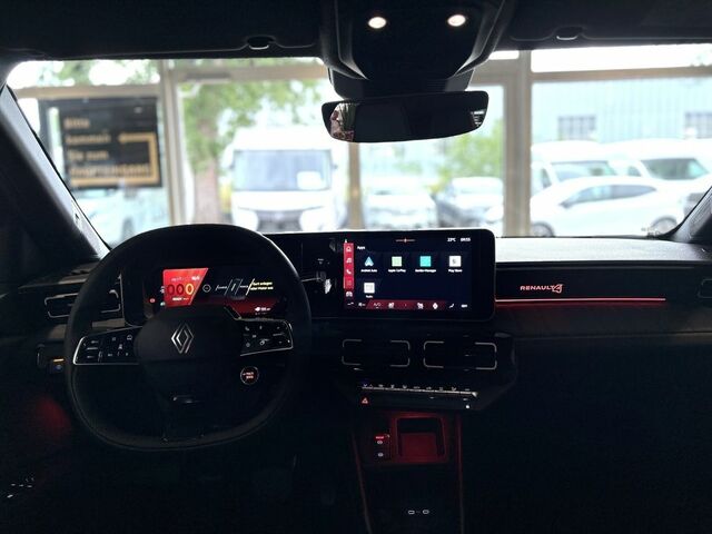 Рено R 4 2025 в Европе на Automoto.ua Серый Рено R 4, объемом двигателя 0 л и пробегом 10 тыс. км за 41438 $, фото 5 на Automoto.ua