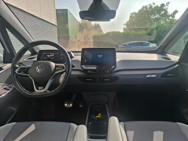 Фольксваген ID.3 2020 в Европе на Automoto.ua Белый Фольксваген ID.3, объемом двигателя 0 л и пробегом 212 тыс. км за 15545 $, фото 2 на Automoto.ua