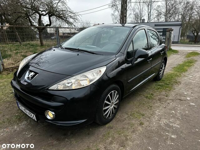 Пежо 207, объемом двигателя 1.56 л и пробегом 182 тыс. км за 2117 $, фото 1 на Automoto.ua