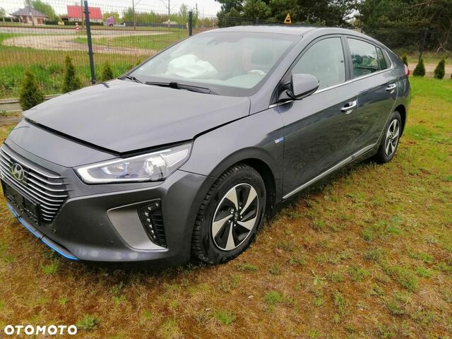 Хендай Ioniq, объемом двигателя 1.6 л и пробегом 113 тыс. км за 6220 $, фото 2 на Automoto.ua