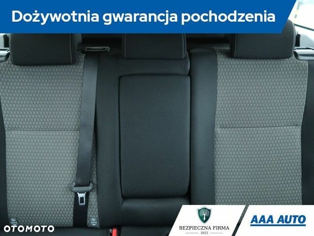 Тойота Ауріс, об'ємом двигуна 1.8 л та пробігом 80 тис. км за 15551 $, фото 10 на Automoto.ua