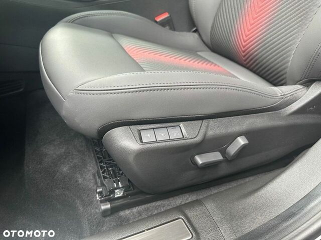 Альфа Ромео Джуниор 2025 в Европе на Automoto.ua Черный Альфа Ромео Джуниор, объемом двигателя 1 л и пробегом 1 тыс. км за 30243 $, фото 13 на Automoto.ua