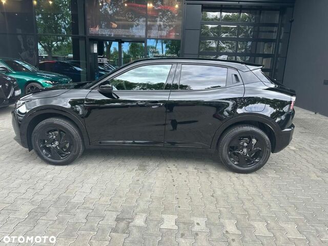 Альфа Ромео Джуниор 2025 в Европе на Automoto.ua Черный Альфа Ромео Джуниор, объемом двигателя 1 л и пробегом 1 тыс. км за 30243 $, фото 3 на Automoto.ua