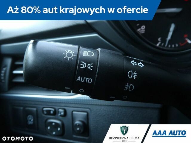 Тойота Авенсіс, об'ємом двигуна 2 л та пробігом 146 тис. км за 12095 $, фото 20 на Automoto.ua