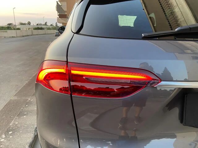 Мазераті Grecale 2025 у Європі на Automoto.ua Сірий Мазераті Grecale, об'ємом двигуна 2 л та пробігом 16 тис. км за 72344 $, фото 48 на Automoto.ua