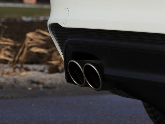 Ягуар XE, об'ємом двигуна 2 л та пробігом 72 тис. км за 24384 $, фото 14 на Automoto.ua