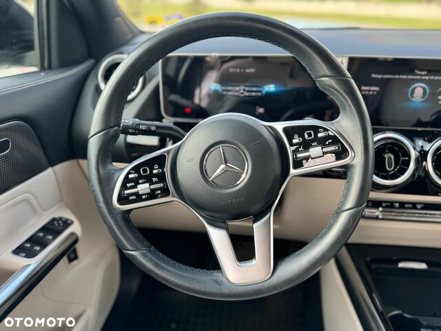 Мерседес ГЛА-Клас 2020 у Європі на Automoto.ua Білий Мерседес ГЛА-Клас, об'ємом двигуна 1 л та пробігом 65 тис. км за 28572 $, фото 6 на Automoto.ua