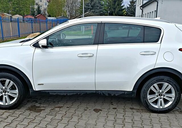 Кіа Sportage, об'ємом двигуна 2 л та пробігом 130 тис. км за 14017 $, фото 10 на Automoto.ua