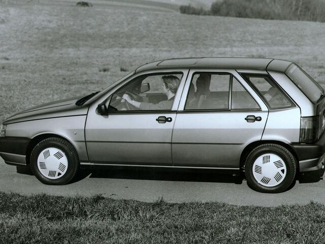 Фіат Тіпо, Хетчбек 1993 - 1995 (160) 1.8 i.e.16V Sport