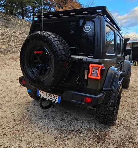 Джип Вранглер 2021 в Европе на Automoto.ua Белый Джип Вранглер, объемом двигателя 2 л и пробегом 112 тыс. км за 63995 $, фото 13 на Automoto.ua