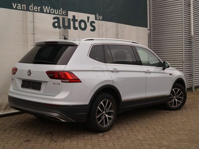 Фольксваген Tiguan Allspace 2019 в Европе на Automoto.ua Серебряный Фольксваген Tiguan Allspace, объемом двигателя 1.97 л и пробегом 166 тыс. км за 19160 $, фото 5 на Automoto.ua