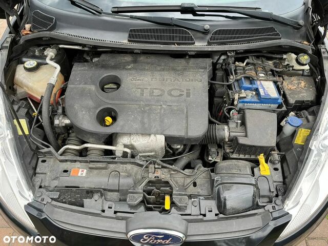 Форд Фиеста, объемом двигателя 1.56 л и пробегом 221 тыс. км за 3434 $, фото 14 на Automoto.ua