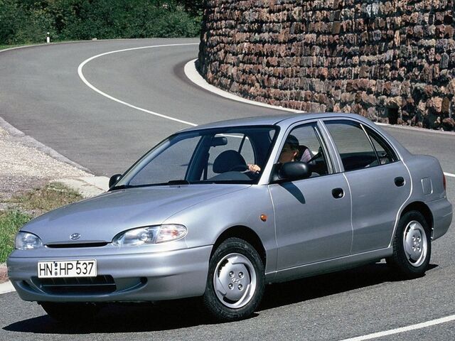 Хендай Акцент, Седан 1995 - 1999 1.5 i 16V GT