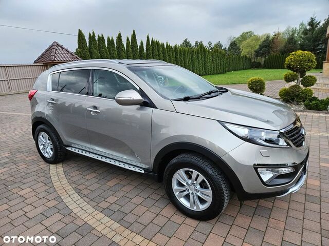 Кіа Sportage, об'ємом двигуна 2 л та пробігом 190 тис. км за 8596 $, фото 3 на Automoto.ua