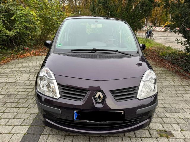 Рено Модус 2006 у Європі на Automoto.ua Синій Рено Модус, об'ємом двигуна 1.15 л та пробігом 126 тис. км за 1650 $, фото 14 на Automoto.ua