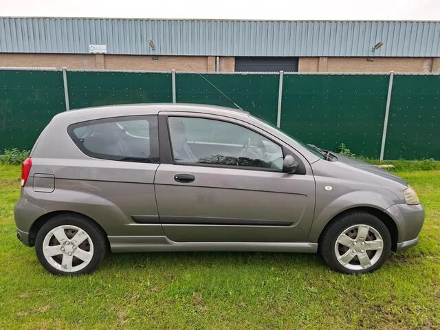 Шевроле Калос 2008 в Европе на Automoto.ua Серый Шевроле Калос, объемом двигателя 1.15 л и пробегом 126 тыс. км за 1743 $, фото 4 на Automoto.ua