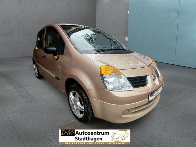 Рено Модус 2005 в Европе на Automoto.ua Бежевый Рено Модус, объемом двигателя 1.15 л и пробегом 145 тыс. км за 2902 $, фото 4 на Automoto.ua