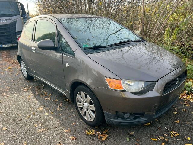 Міцубісі Кольт 2013 у Європі на Automoto.ua Коричневий Міцубісі Кольт, об'ємом двигуна 0 л та пробігом 67 тис. км за 1700 $, фото 1 на Automoto.ua