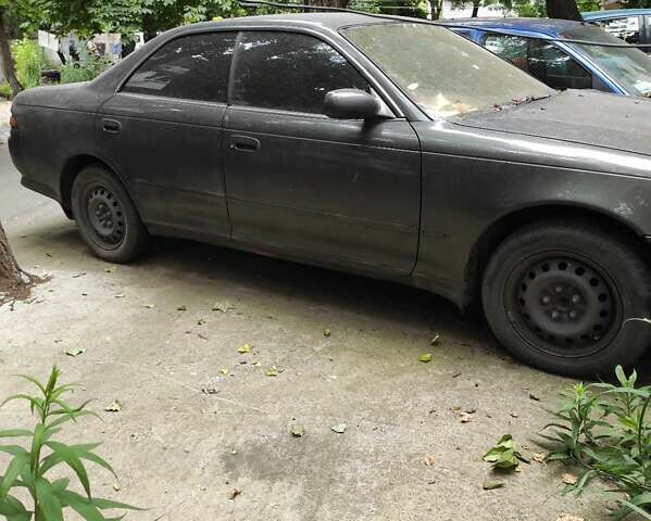 Тойота Марк 2, Седан 1988 - 1992 (GX 81) 2.5 i 24V