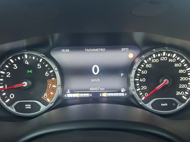 Джип Ренегат 2019 в Европе на Automoto.ua Серый Джип Ренегат, объемом двигателя 1.33 л и пробегом 49 тыс. км за 25777 $, фото 10 на Automoto.ua