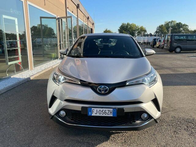 Сірий Тойота C-HR, об'ємом двигуна 1.8 л та пробігом 87 тис. км за 18878 $, фото 4 на Automoto.ua