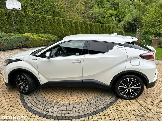 Тойота C-HR, объемом двигателя 1.8 л и пробегом 66 тыс. км за 20518 $, фото 5 на Automoto.ua