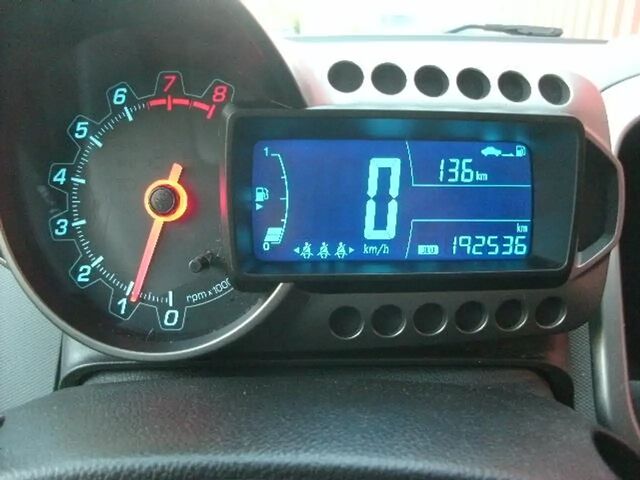 Шевроле Авео 2012 в Европе на Automoto.ua Черный Шевроле Авео, объемом двигателя 1.4 л и пробегом 193 тыс. км за 4021 $, фото 3 на Automoto.ua