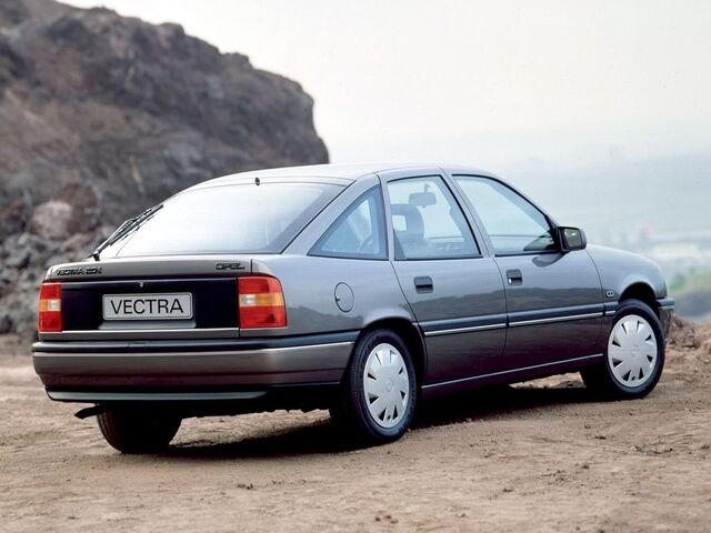 Опель Вектра, Хетчбек 1988 - 1995 A CC 1.6 i