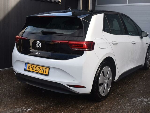 Фольксваген ID.3 2020 в Европе на Automoto.ua Белый Фольксваген ID.3, объемом двигателя 0 л и пробегом 154 тыс. км за 11192 $, фото 3 на Automoto.ua