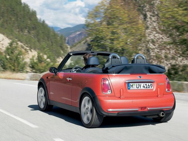 Мини Купер, Кабриолет 2009 - н.в. Mini  S Cabrio II 1.6 i 16V Turbo