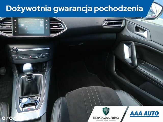 Пежо 308, об'ємом двигуна 1.2 л та пробігом 133 тис. км за 7991 $, фото 8 на Automoto.ua