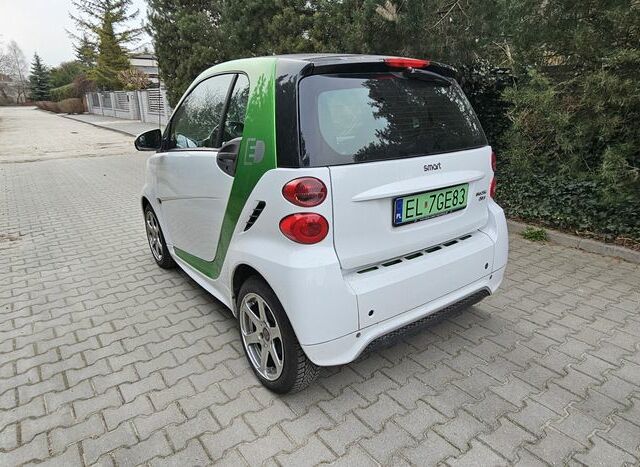 Смарт Fortwo, об'ємом двигуна 0 л та пробігом 97 тис. км за 5594 $, фото 2 на Automoto.ua