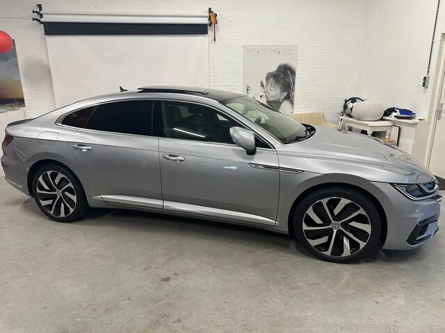 Фольксваген Arteon 2020 у Європі на Automoto.ua Срібний Фольксваген Arteon, об'ємом двигуна 1.98 л та пробігом 99 тис. км за 40589 $, фото 3 на Automoto.ua