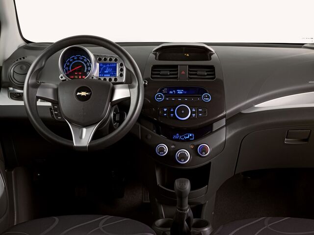 Шевроле Спарк, Хэтчбек 2010 - н.в. 1,2 i (81 Hp)