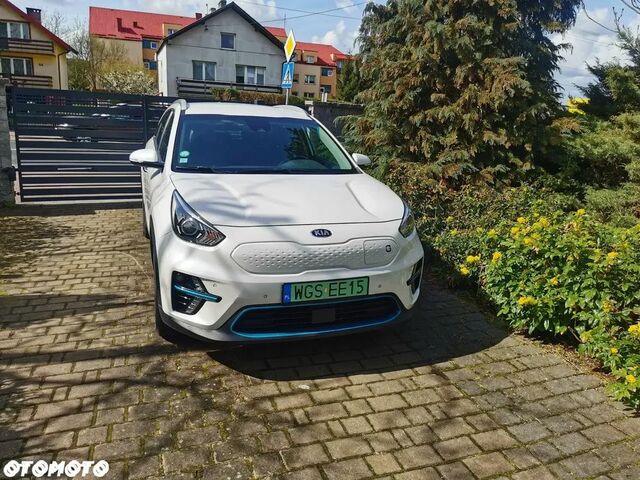 Кіа Niro, об'ємом двигуна 0 л та пробігом 39 тис. км за 24363 $, фото 2 на Automoto.ua