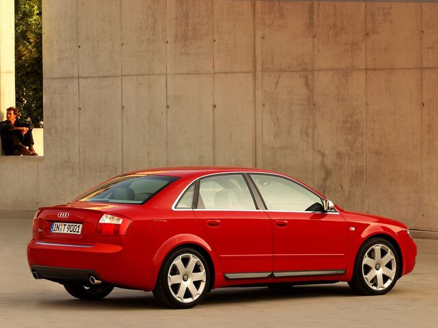 Ауді С4, Седан 2002 - н.в. (8E) 4.2 i V8