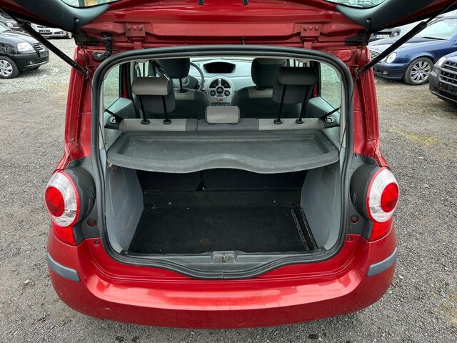 Рено Модус 2007 у Європі на Automoto.ua Червоний Рено Модус, об'ємом двигуна 1.15 л та пробігом 246 тис. км за 1472 $, фото 14 на Automoto.ua