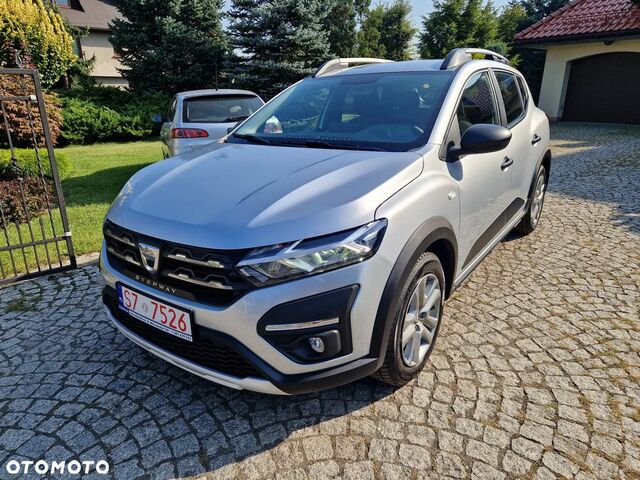 Дачія Sandero, об'ємом двигуна 1 л та пробігом 6 тис. км за 13391 $, фото 1 на Automoto.ua