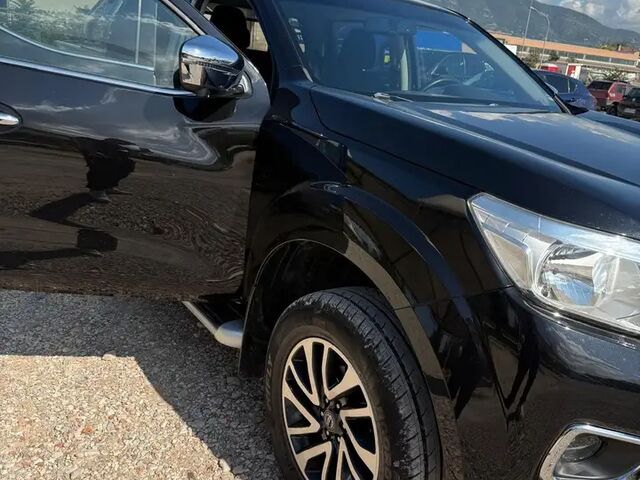 Ніссан Навара 2017 у Європі на Automoto.ua Чорний Ніссан Навара, об'ємом двигуна 2.3 л та пробігом 99 тис. км за 32282 $, фото 6 на Automoto.ua