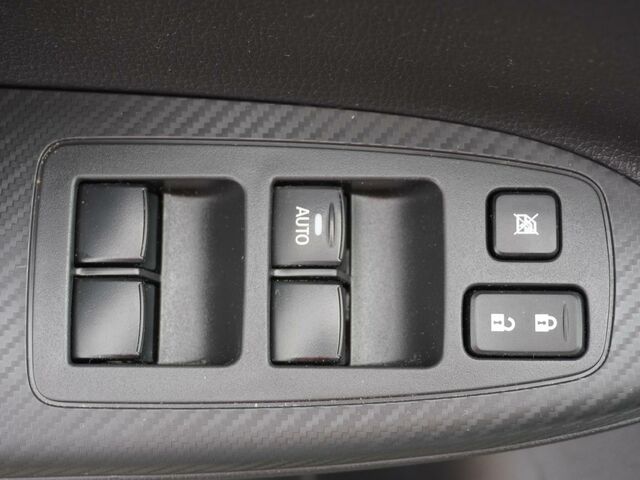 Мицубиси Eclipse Cross 2019 в Европе на Automoto.ua Мицубиси Eclipse Cross, объемом двигателя 1.5 л и пробегом 43 тыс. км за 17990 $, фото 26 на Automoto.ua