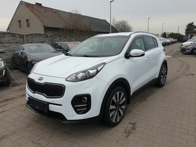 Білий Кіа Sportage, об'ємом двигуна 1.69 л та пробігом 79 тис. км за 15256 $, фото 1 на Automoto.ua