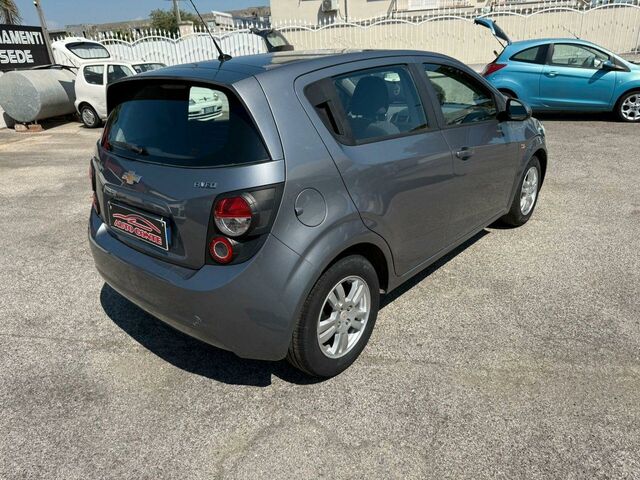 Шевроле Авео 2012 в Европе на Automoto.ua Серый Шевроле Авео, объемом двигателя 1.23 л и пробегом 186 тыс. км за 2999 $, фото 3 на Automoto.ua