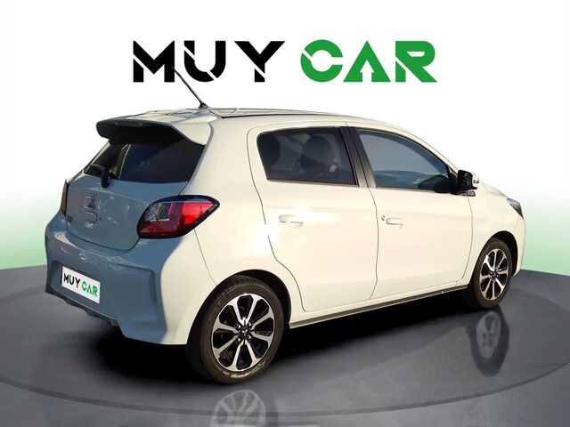 Мицубиси Спейс Стар 2021 в Европе на Automoto.ua Белый Мицубиси Спейс Стар, объемом двигателя 1.19 л и пробегом 15 тыс. км за 14552 $, фото 6 на Automoto.ua