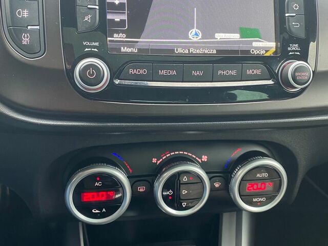 Альфа Ромео Giulietta 2016 у Європі на Automoto.ua Сірий Альфа Ромео Giulietta, об'ємом двигуна 1 л та пробігом 159 тис. км за 8717 $, фото 19 на Automoto.ua