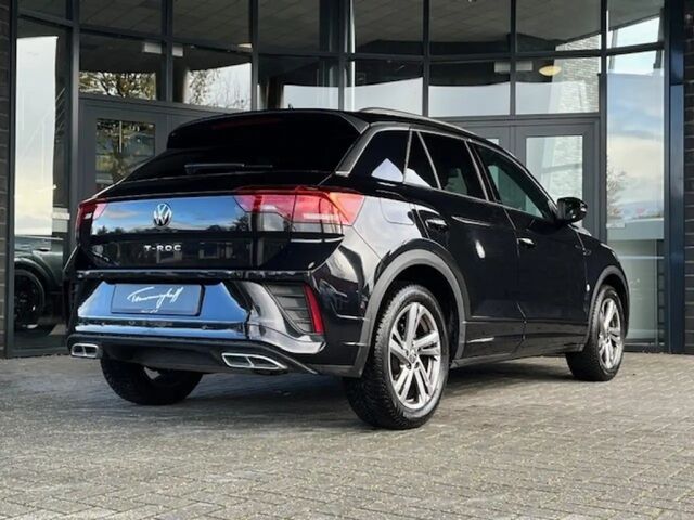 Фольксваген Ті-Рок 2025 у Європі на Automoto.ua Чорний Фольксваген Ті-Рок, об'ємом двигуна 1.5 л та пробігом 26 тис. км за 43671 $, фото 2 на Automoto.ua